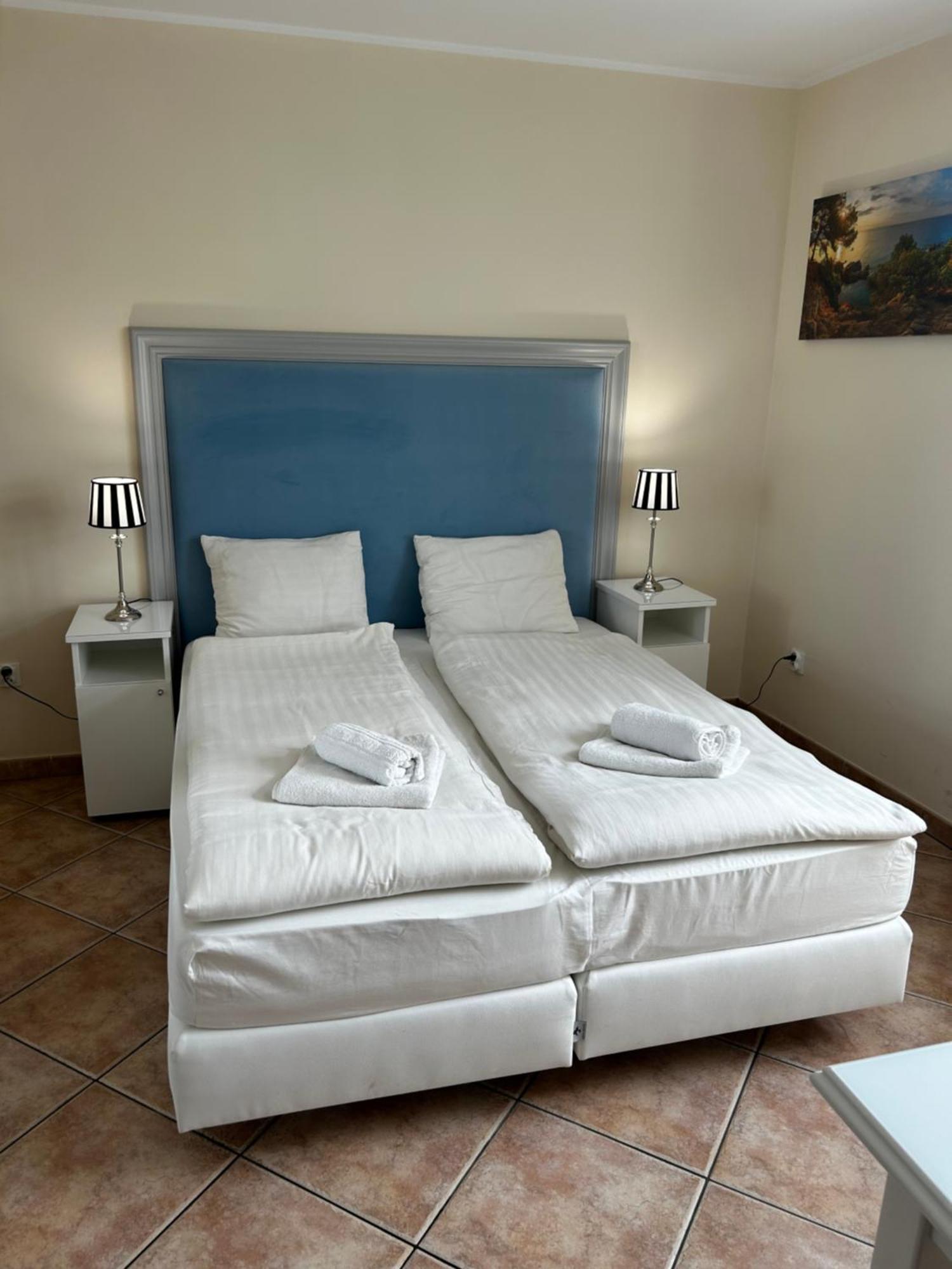 Chelstowka Villa Леба Екстериор снимка