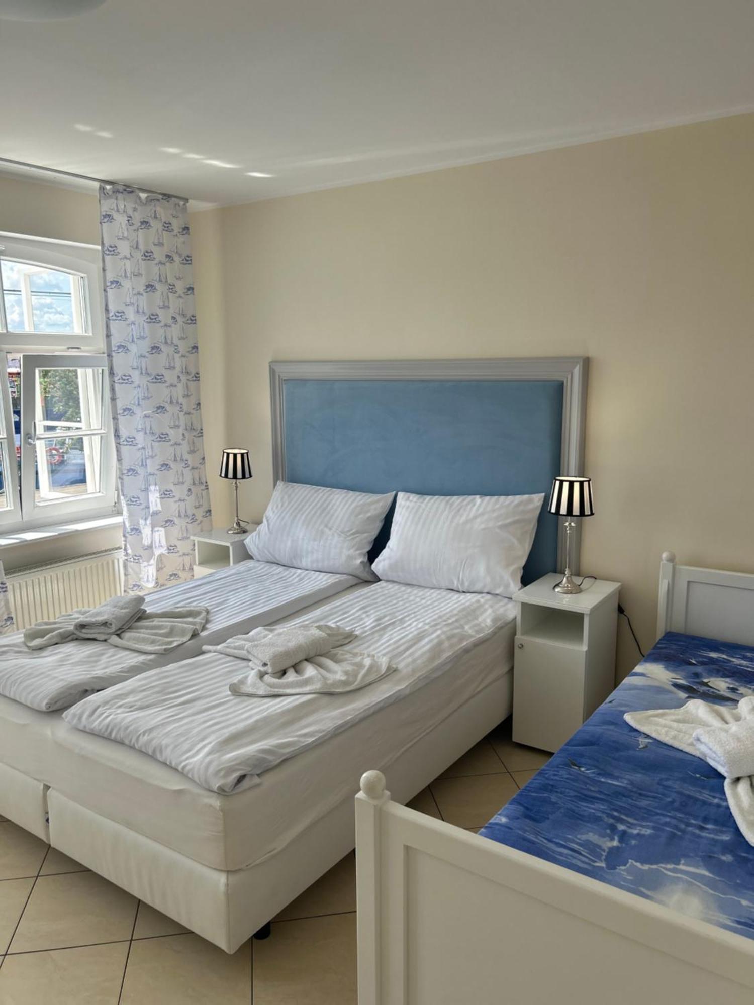 Chelstowka Villa Леба Екстериор снимка